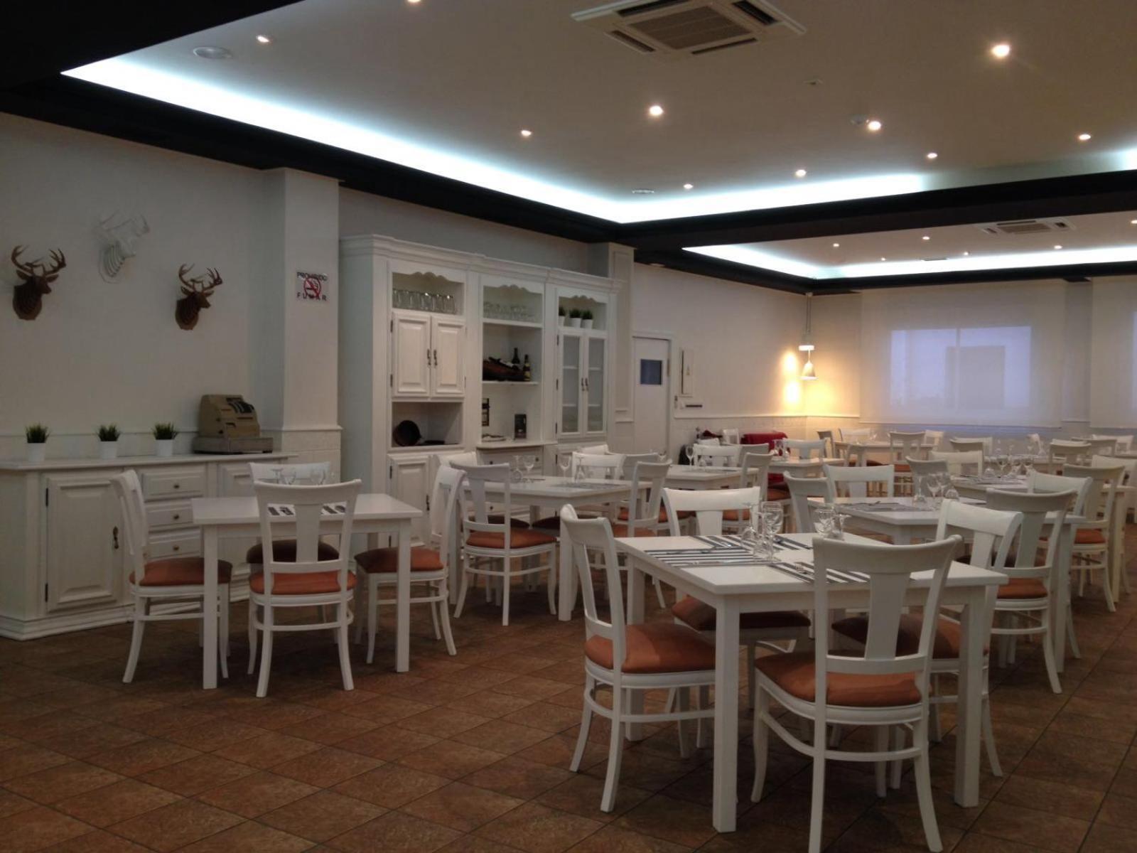 Hotel Marrodan ארנדילו מראה חיצוני תמונה
